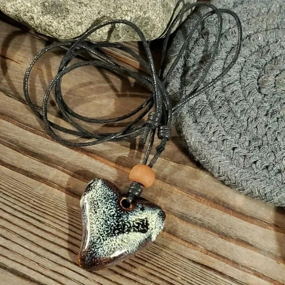 Hand Crafted Artsy Heart Glazed Blue Brown Cream Porcelain Pendant Necklace - Picture 5 of 7